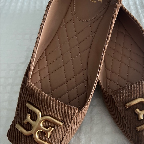 Sam Edelman Brown Corduroy Flats with Gold Emblem Size 10 - Picture 5 of 11